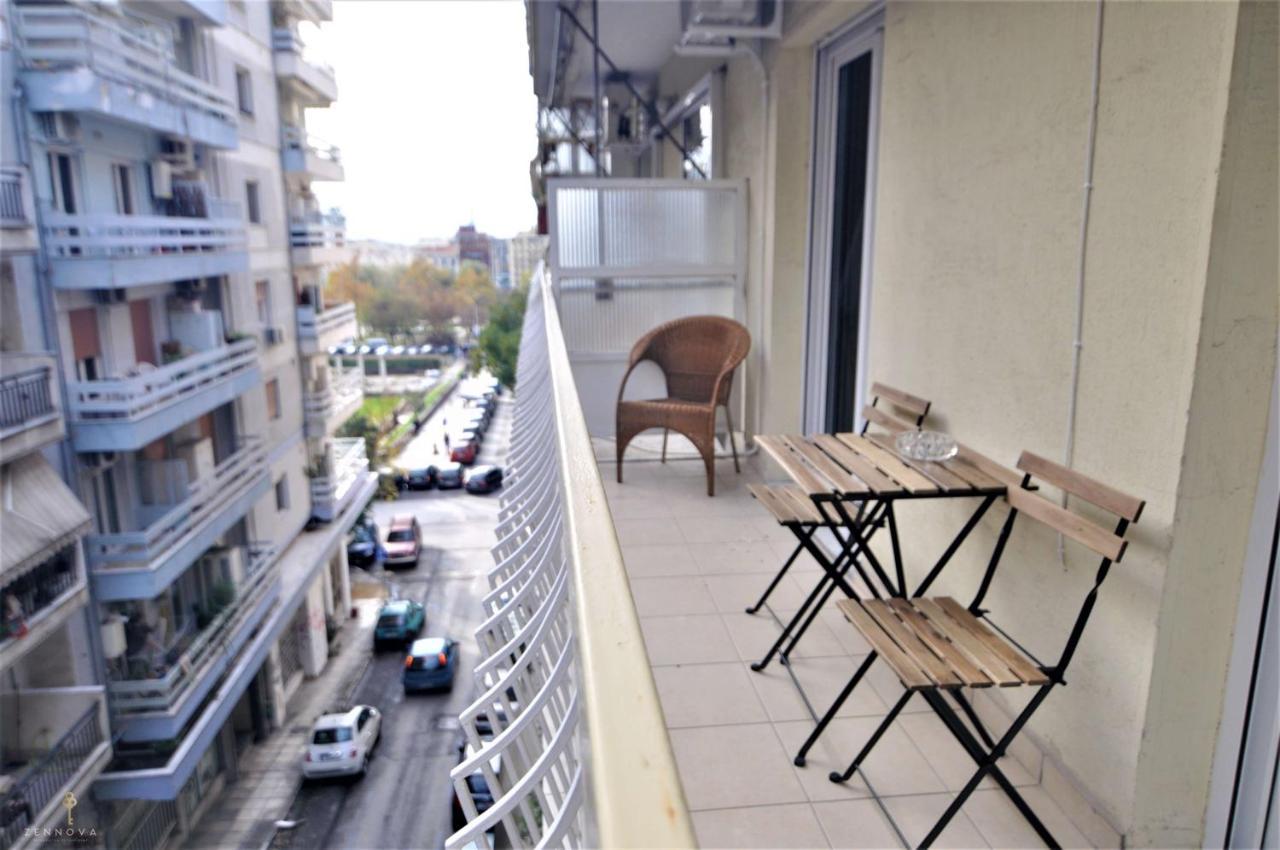 Zennova #4 Vintage City Center Apt Szaloniki Kültér fotó